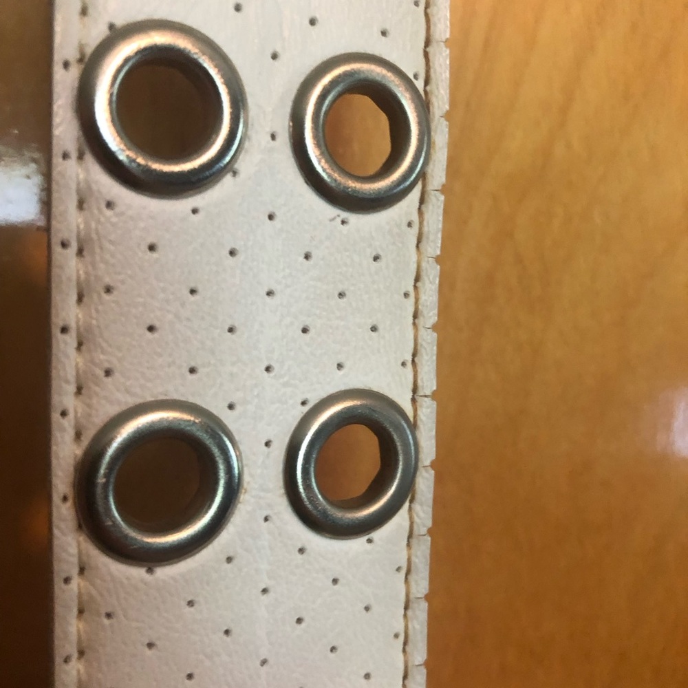 TORRID vintage 90’s belt white eyelets punk rock Size 2